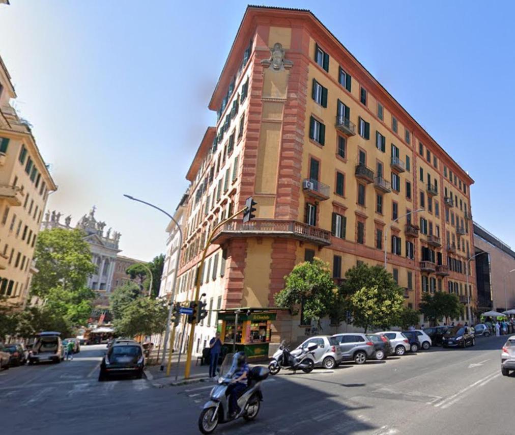 Lovely 4-bedroom apartment 30m SanGiovanni metro Rome Buitenkant foto