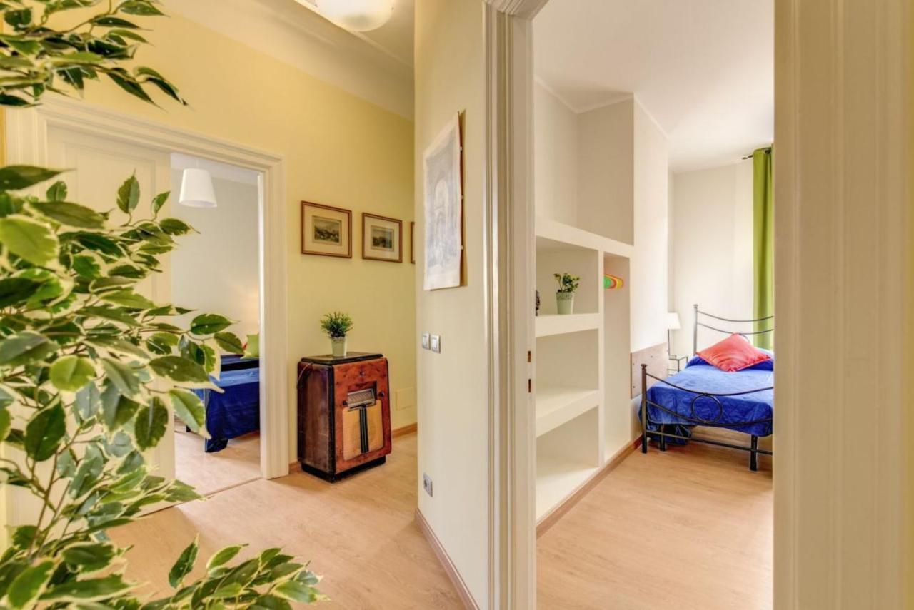 Lovely 4-bedroom apartment 30m SanGiovanni metro Rome Buitenkant foto